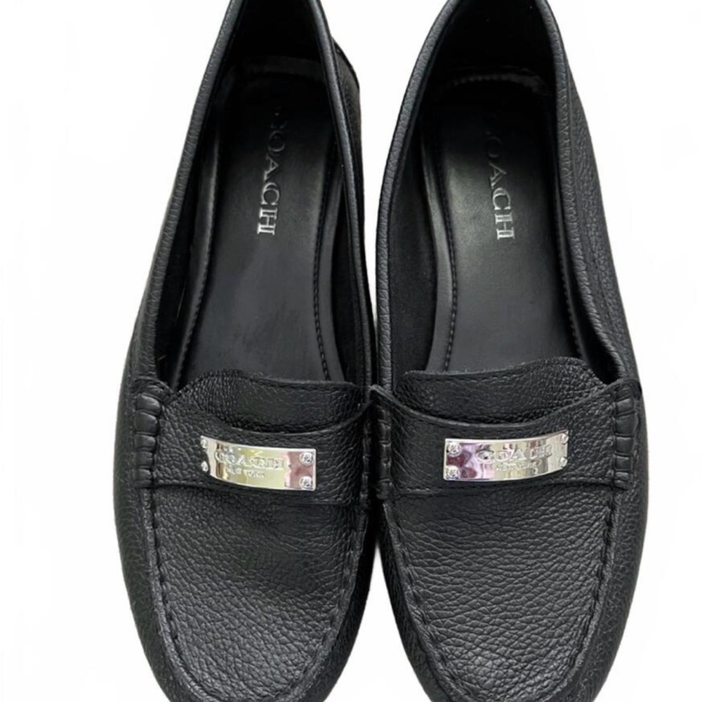 Coach Fredrica Black Leather 𝐥𝐨𝐚𝐟𝐞𝐫